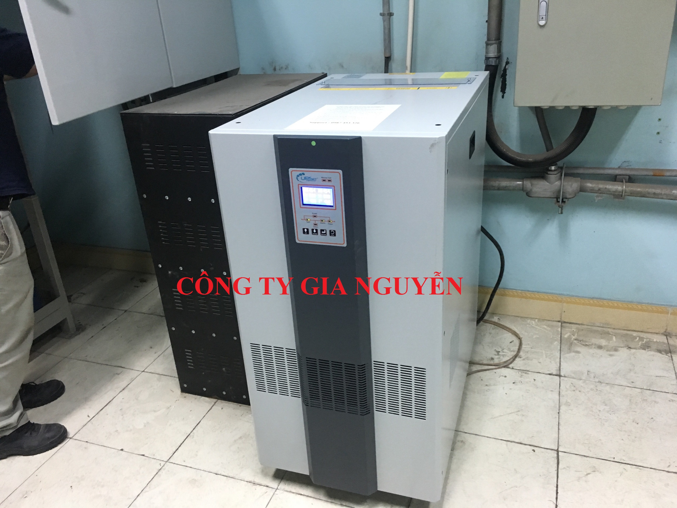 Bộ lưu điện UPS 250kVA Online 3/3 UPSet Defender DSP 33250